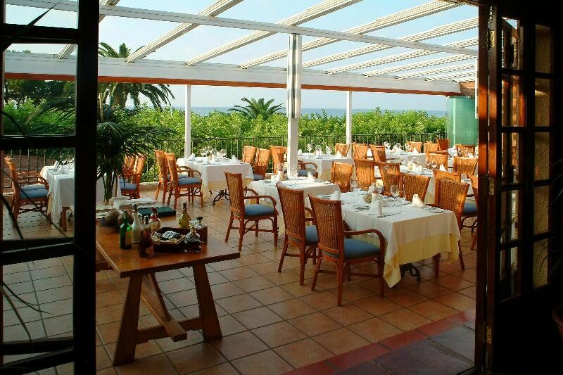 Estival Eldorado Hotel 4*